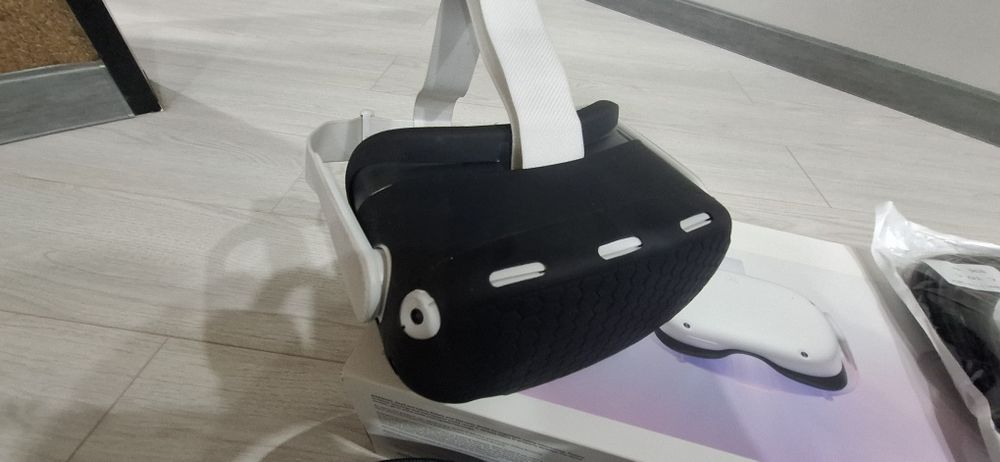 Продам okulus quest 2 256gb