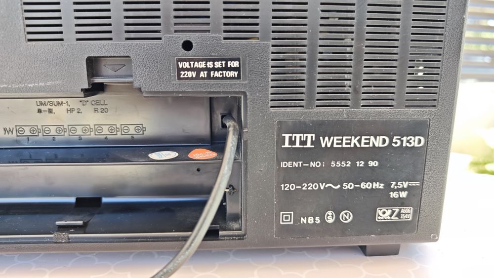 Radiocasetofon ITT Weekend 513D