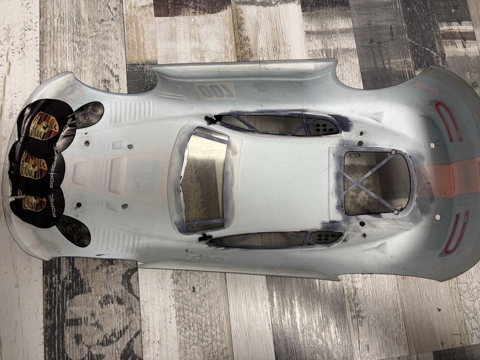 Боди/шаси за rc модел 1:10