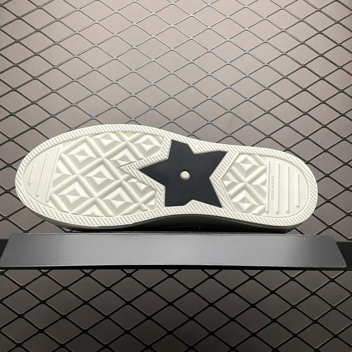 CD Walk'n'Dior Sneaker "Black/White Toile de Jouy"