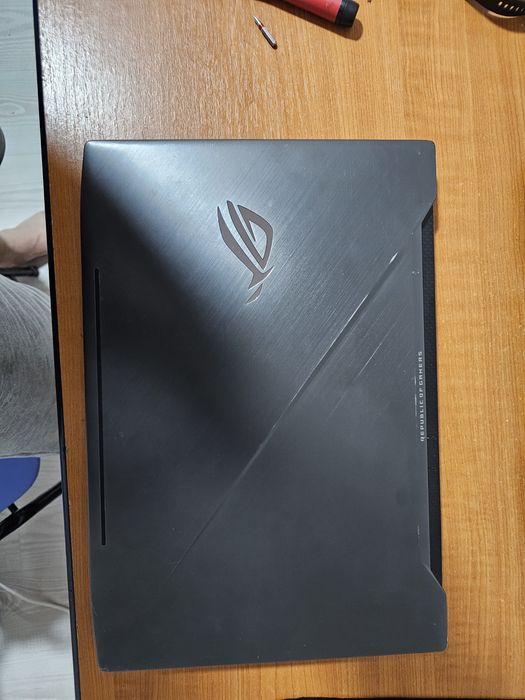 Asus ROG Scar GL503VS 1070 144hz