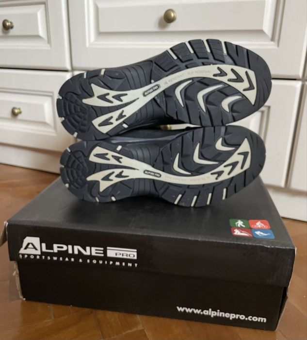 Зимни високи мъжки обувки ALPINE PRO номер: 40 – тъмно зелени