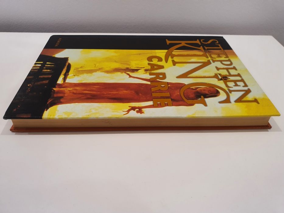 Stephen King - Carrie (cartonata)
