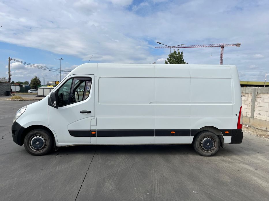 Vând Renault master