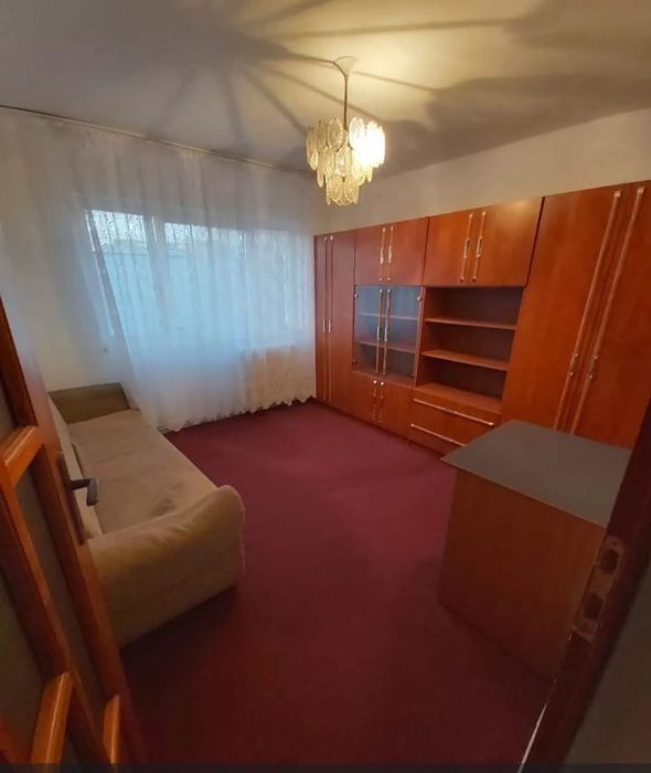 Închiriez ap. 2 dormitoare Între Lacuri