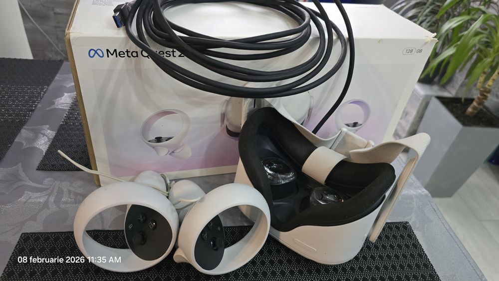 Ochelari VR Meta Oculus Quest 2 128GB+cablu conexiune. 

Asa se cheama