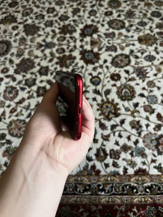 iPhone XR 64GB Product (RED)