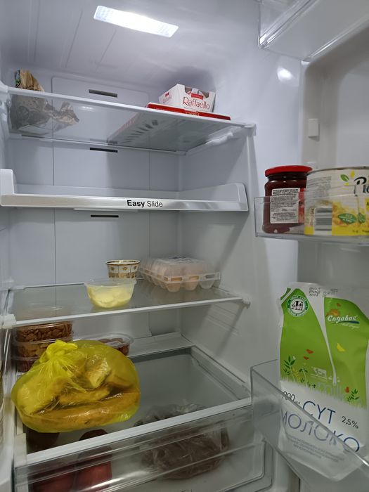 Холодильник и морозильник (бирюса)