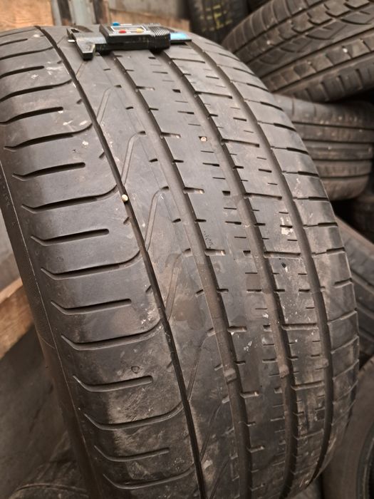 O anvelopa desperecheata 275/40 R19 de vara