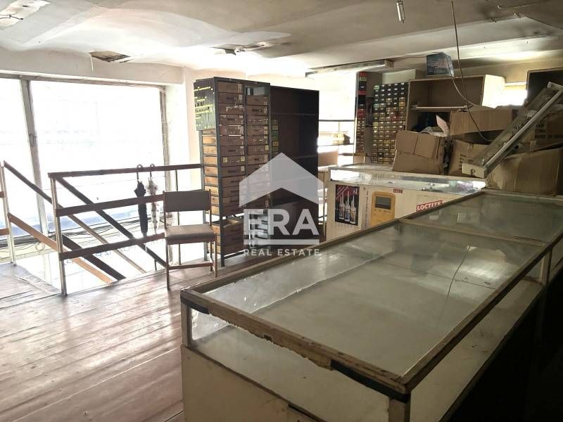 Дава се под наем Магазин в Варна, Операта - 120 кв.м за 1000 € - Снимка #4