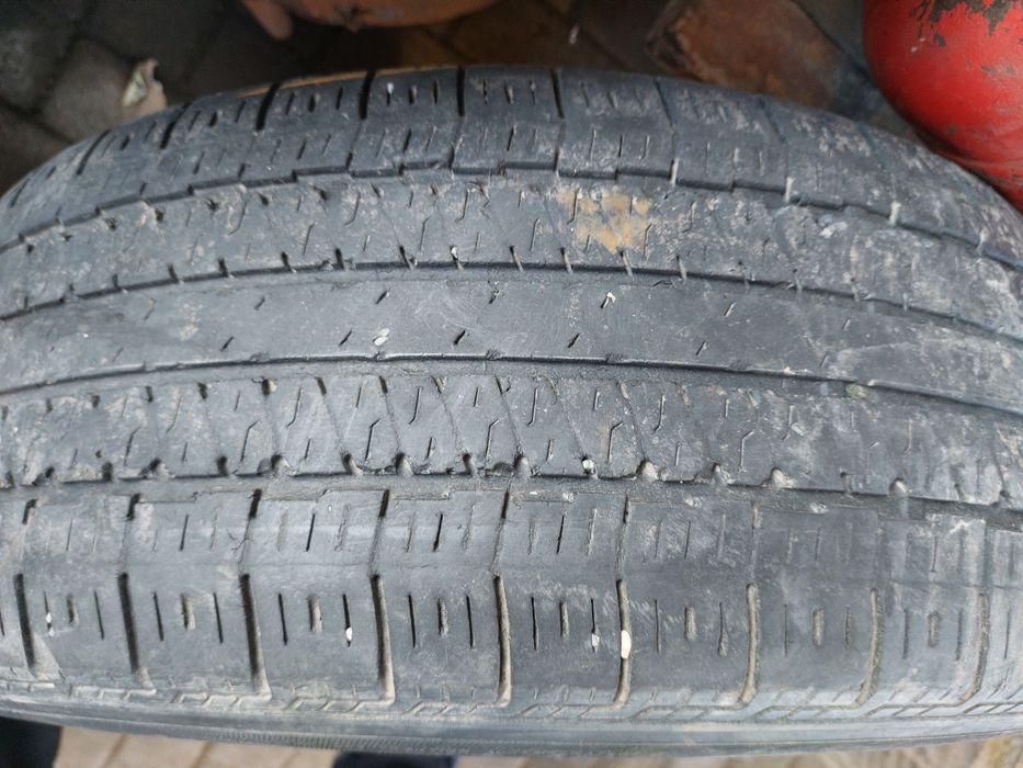 Продам резину комплект