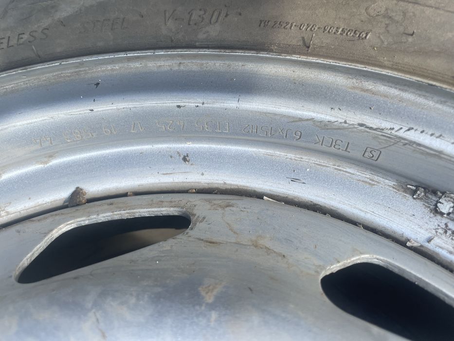 Продам колеса 15 диаметр