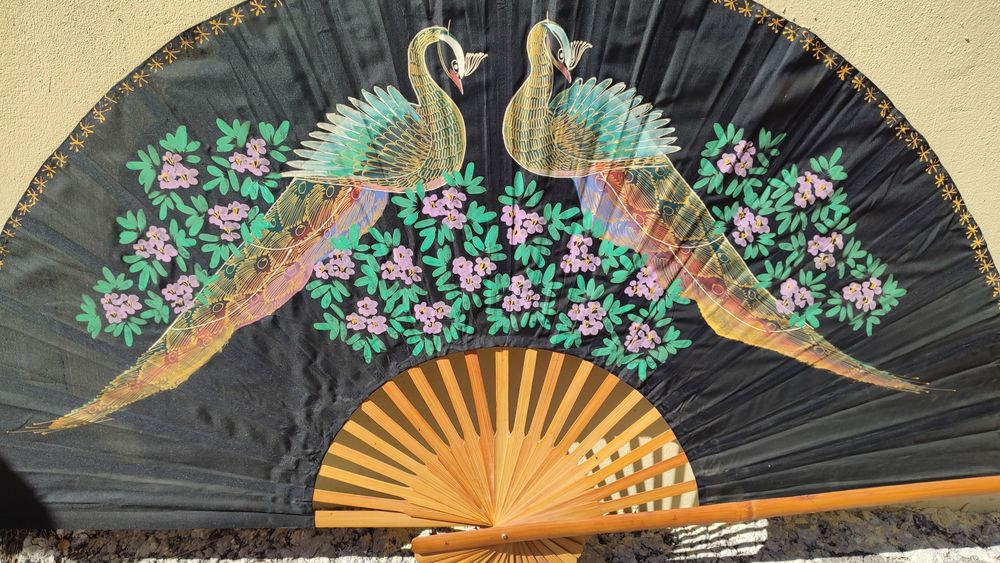 Evantai mare de perete