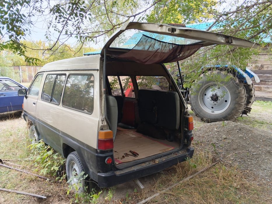 Toyota Lite Ace 1988г минивэн