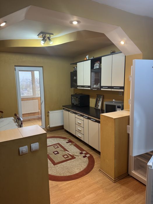 Apartament 2 camere 1 decembrie