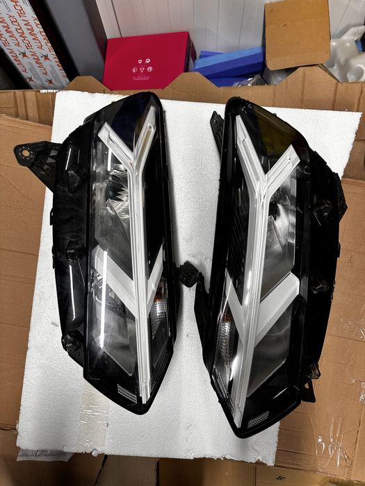 Faruri stânga dreapta dacia logan 3.