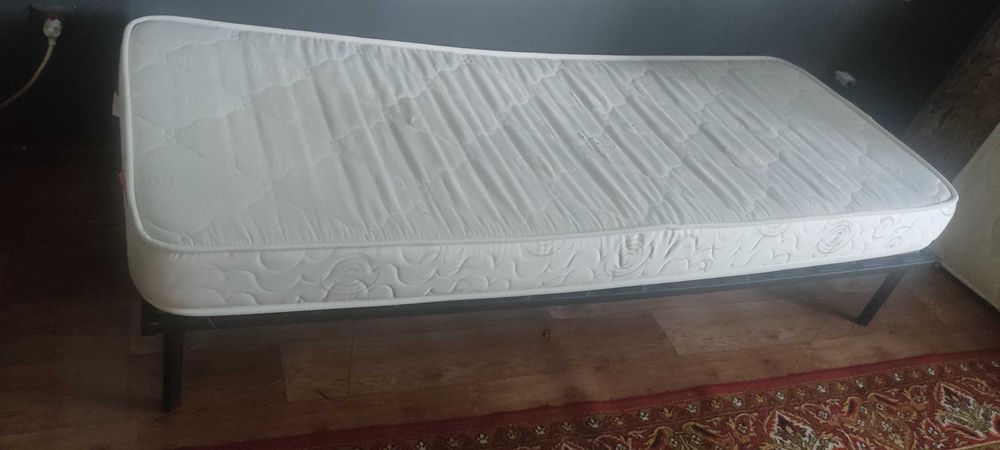 Кровать односпальняя