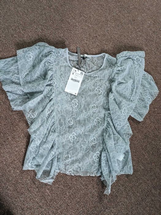 САМО 10лв Топ Mango дантела Zara