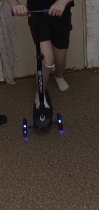 Детский самокат 7000