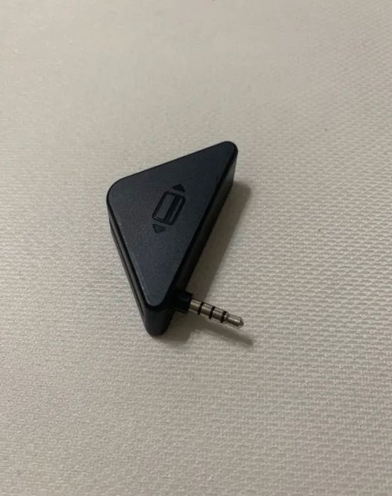 Гаджет для оплаты с картой через смартфон