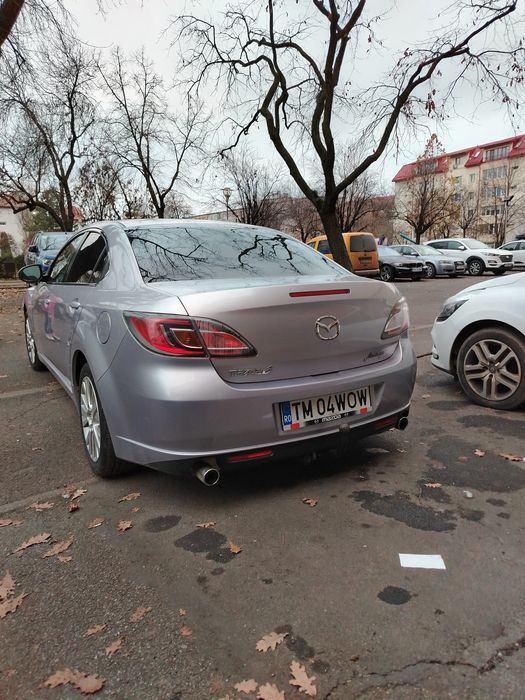 Mazda 6, 2litri benzina 150cp.