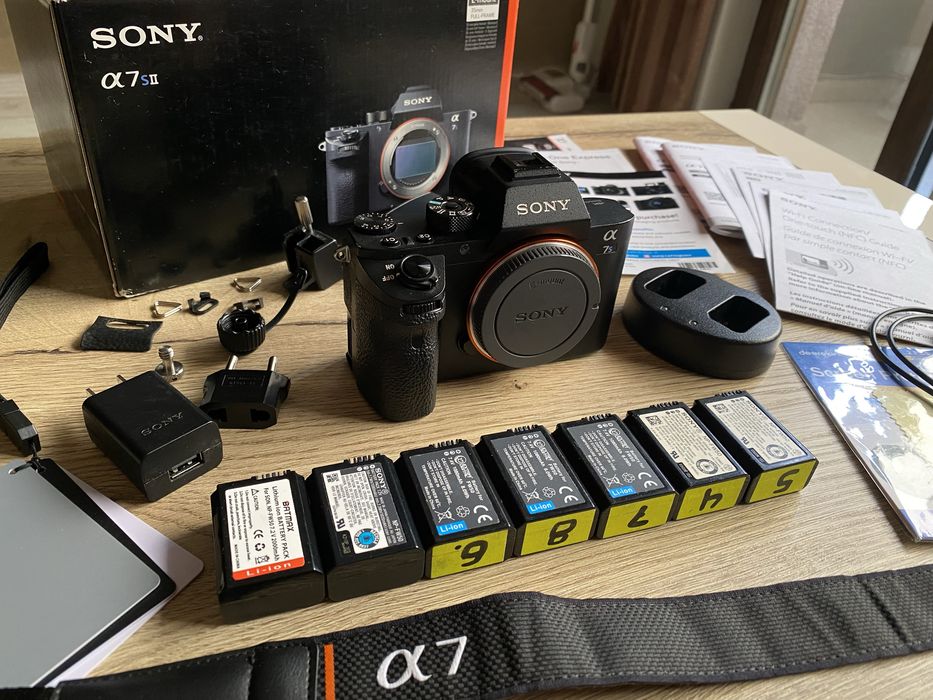 Sony A7S II + 64GB карта памет + 7 батерии