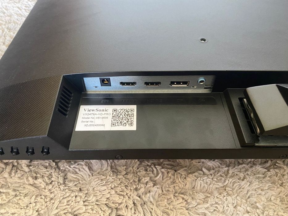 Vand Xbox series S cu monitor View Sonic 240hz