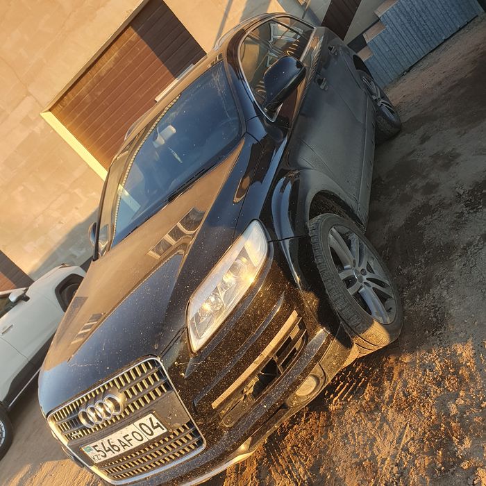 Ауди Q7  ,Пети летка