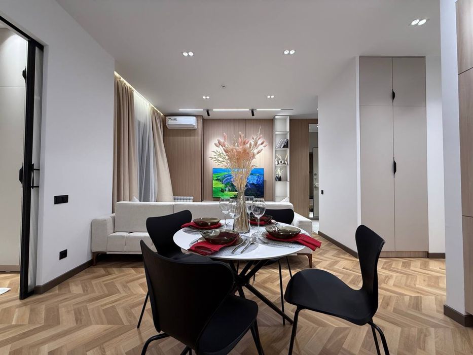 ЖК Акай сити сдаётся 2х ком-я квартира в центре Ташкента.