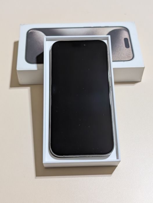 iPhone 15 pro 256 gb ёмкость 90