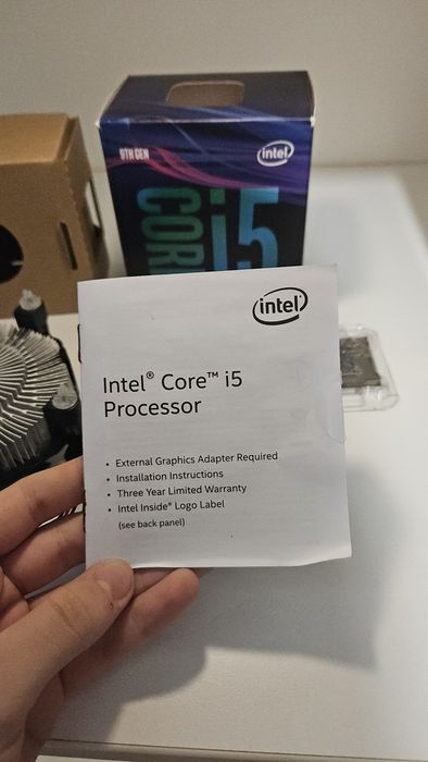 Процесор Intel Core i5-9400f