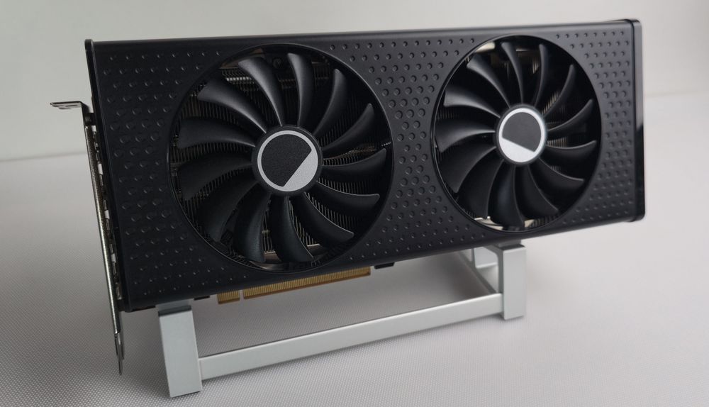 Видео карта XFX Speedster SWFT RX 7800 XT Core 16GB GDDR6 AMD Radeon