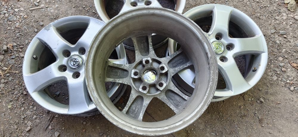Комплект дисков R16. Toyota