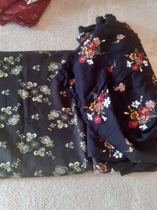 Различни платове