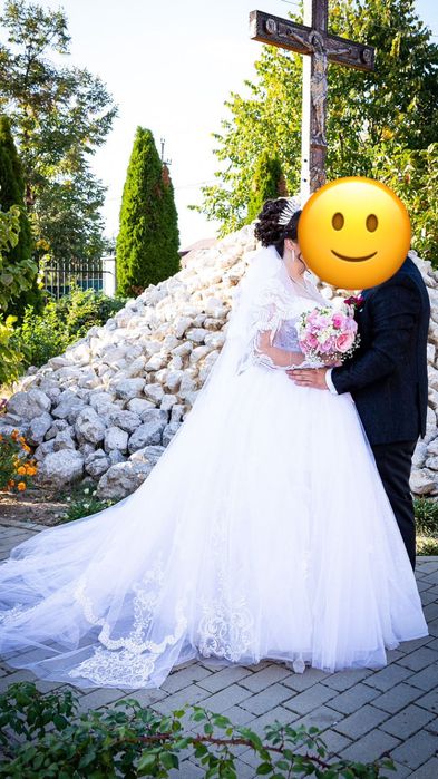 Vând rochie de mireasa