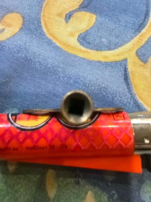 Старинен Карминен Часовник