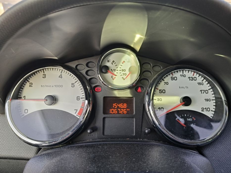 Vând Peugeot 207 SW outdoor