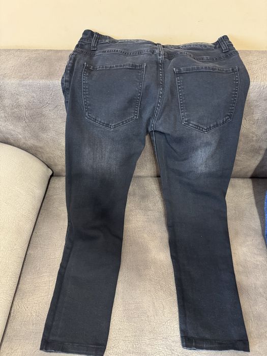 Детски дънки размер 32 в син и черен цвят