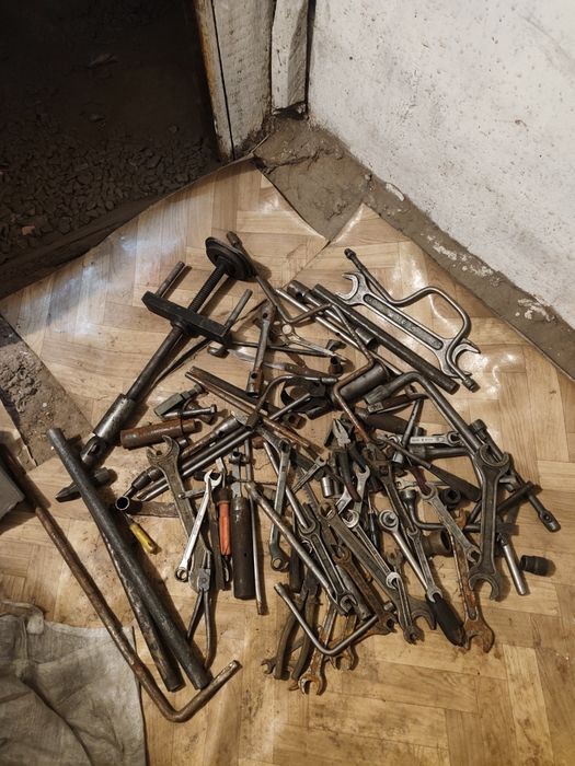 Продам инструменты