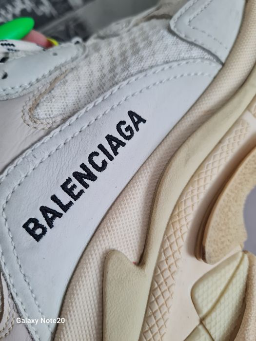 Продам оригинал кроссовок "Balenciaga "