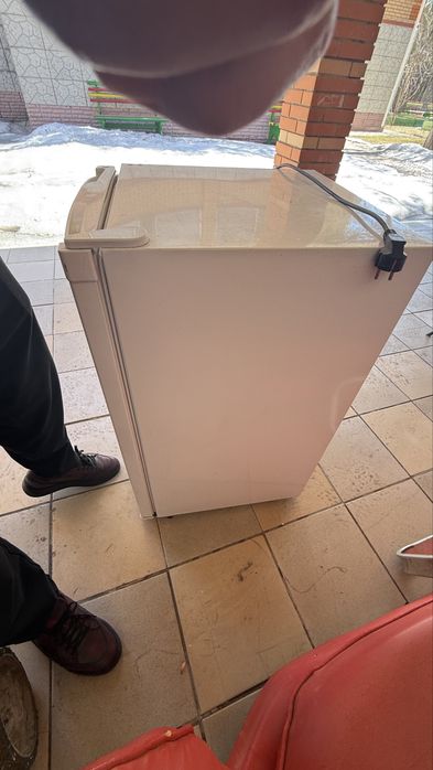 Холодильник мини хорошом сост