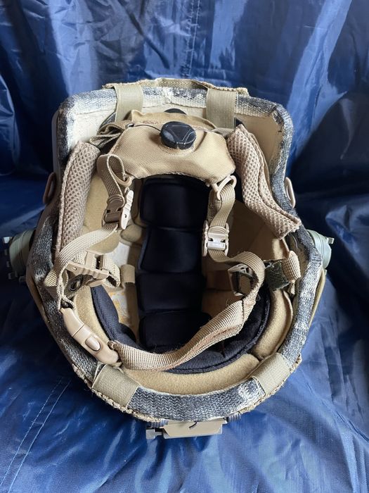 Шлем кевларовый для военных