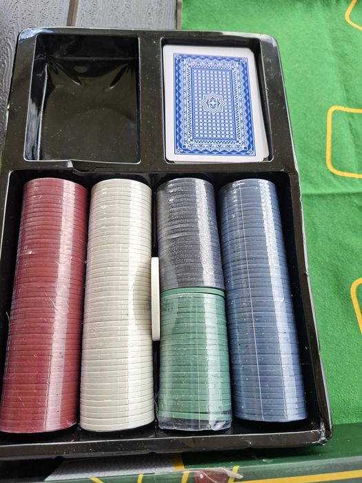 Set poker nefolosit