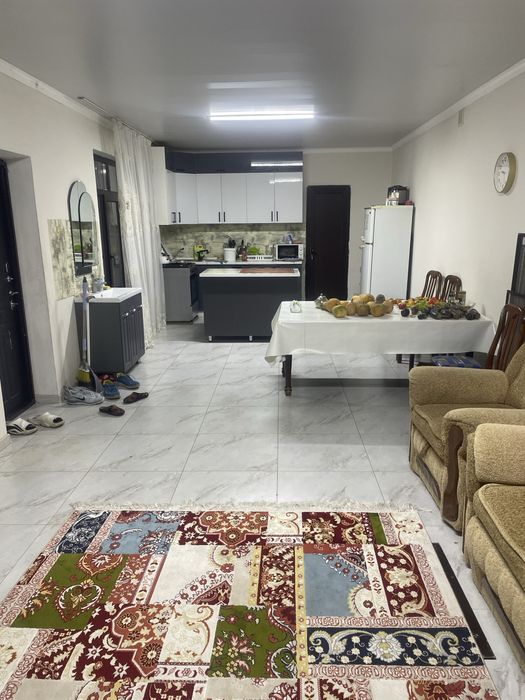 Пискадағы эротикалық фотодағы пышақ