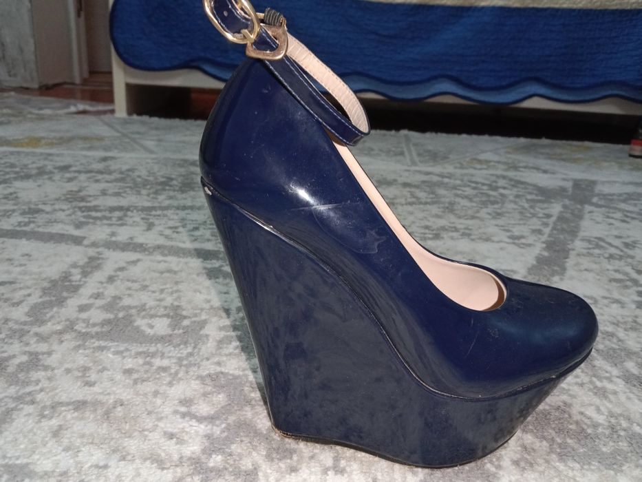 Обувь б/у для женщин