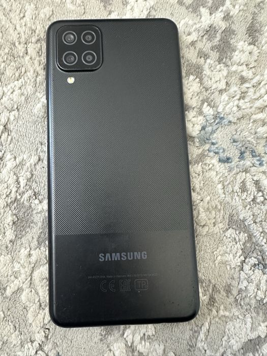 Телефон Samsung A12