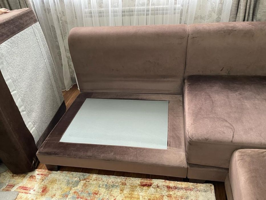 Мягкая мебель - угловой диван