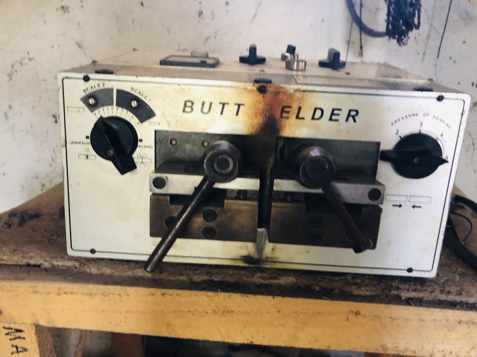 Lentishni plaramani arrasini ulaydigan aparat