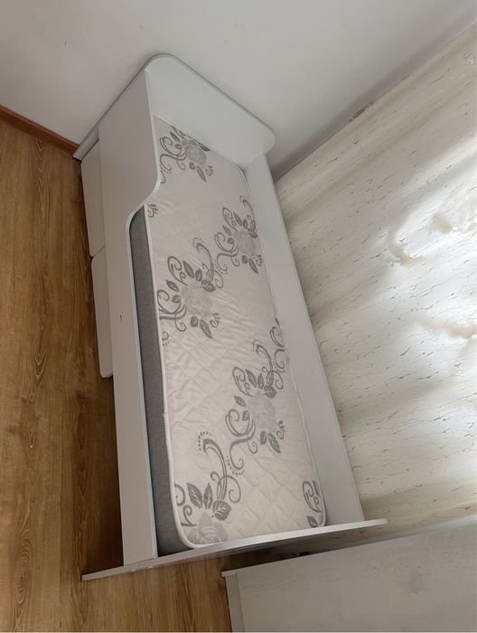 Продам детскую кровать