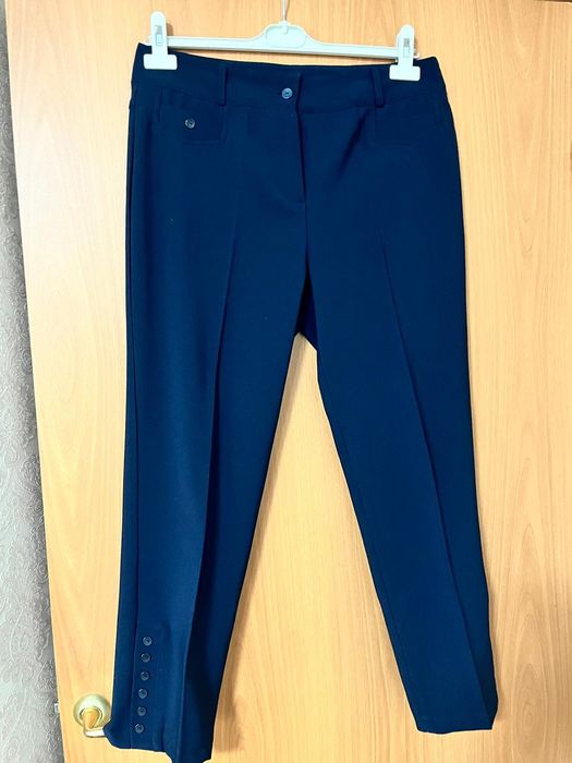 Женские брюки и брюки- Капри